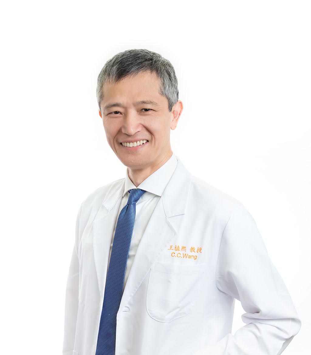 高雄長庚肝臟移植教授 王植熙院長
